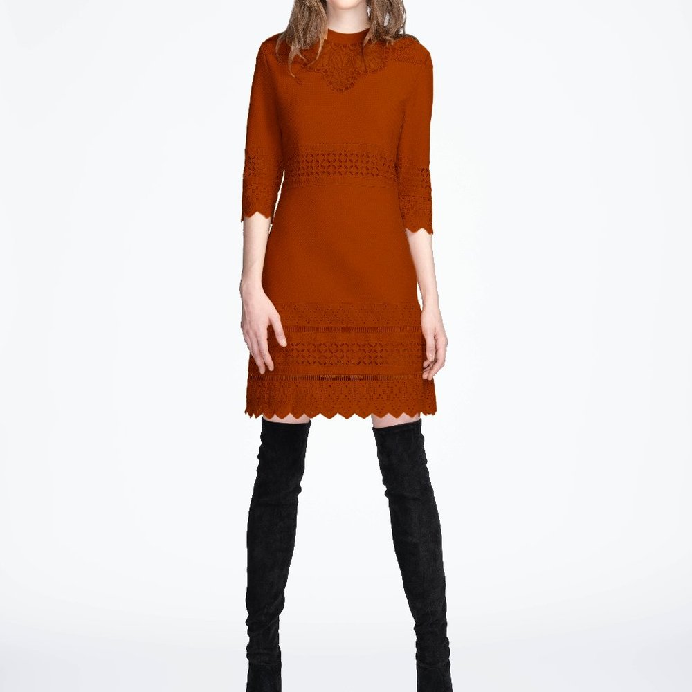 WOMEN'S DRESSES